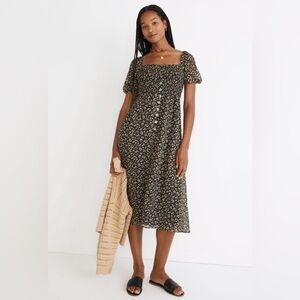 Madewell Seersucker Lucie Button-Front Smocked Midi Dress in Piccola Floral